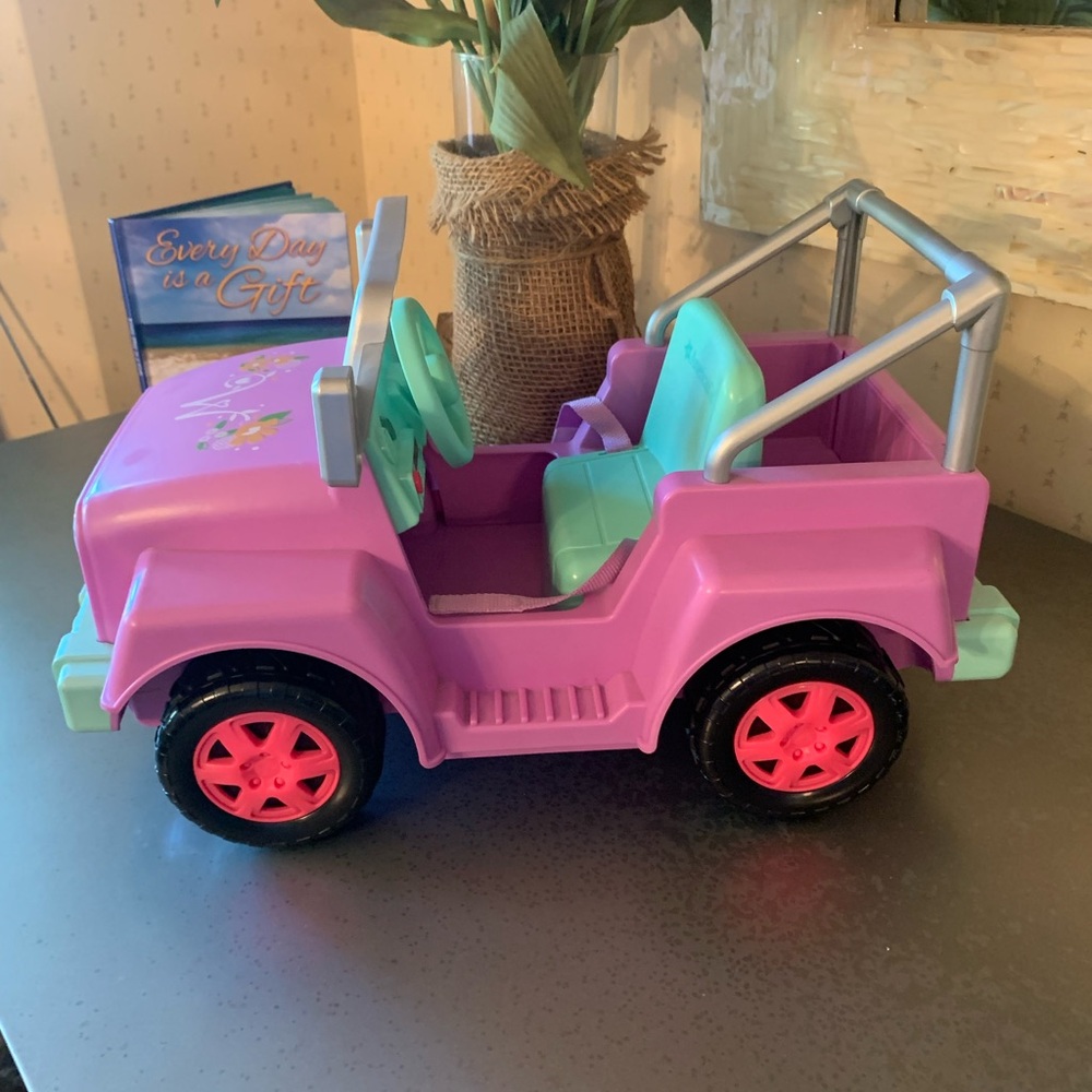 AMERICAN GIRL, Wellie Wishers Garden Adventure PURPLE with GREEN trim JEEP.